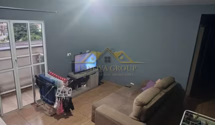 Casa para venda com 64m² e 2 quartos.
