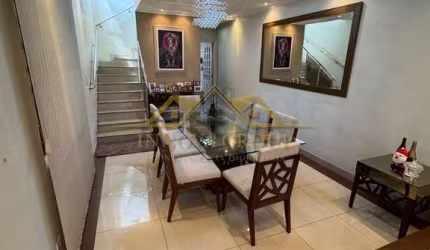 Apartamento para venda com 182m² e 3 quartos.