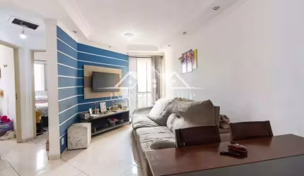 Apartamento para venda com 54m² e 2 quartos.