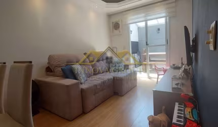 Casa para venda tem 78m² e 2 quartos.