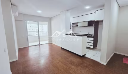 Apartamento para venda com 81m² e 3 quartos.