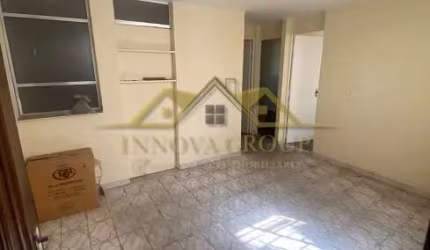Apartamento para venda tem 49m² com 2 quartos.