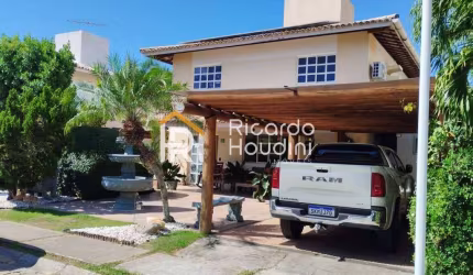 Casa à venda em condomínio fechado, no Golf em Itapuã!