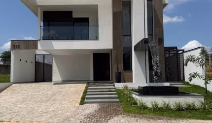 CASA À VENDA NO CONDOMINIO MORRO VERMELHO 2