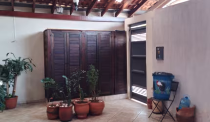 Linda casa no jardim Ipê 2 em.mogi Guaçu