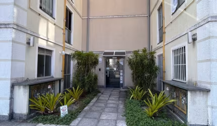Apartamento com 2 quartos à venda na Rua das Amendoeiras, 164, Cosmos, Rio de Janeiro, 100 m2 por R$ 130.000