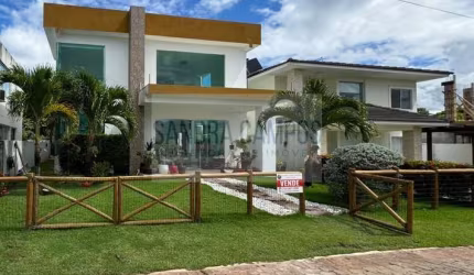 Casa moderna em condomínio clube!