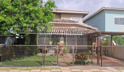 Casa com poço e energia solar!