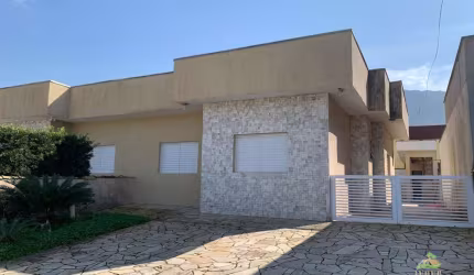 Casa em Condomínio na Morada da Praia: Imóvel à Venda em Bertioga/SP - 3 Quartos, 1 Suíte, 2 Salas, 2 Banheiros, 2 Vagas, 90m²