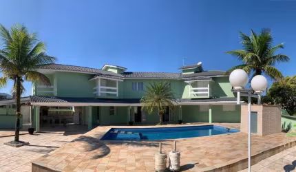 CASA  À VENDA: 5 Quartos, 5 Suítes, Piscina e Espaço Gourmet no Morada da Praia, Bertioga/SP