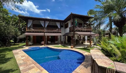 LINDO SOBRADO A VENDA GUARATUBA - BERTIOGA/SP À 300MT DA PRAIA