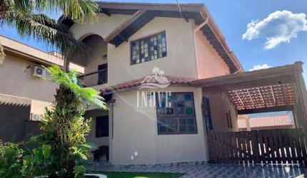 Ótimo sobrado 400m² à venda com 4 dormitórios sendo 2 suítes no Morada da Praia