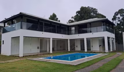 CHàCARA EM CONDOM&#205;NIO FECHADO ALTO PADR&#195;O