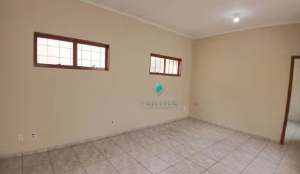 CASA COMERCIAL PARA LOCAÇÃO NA BOA VISTA COM 7 SALAS