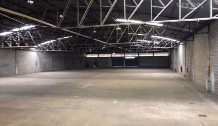 BARRACÃO PARA LOCAÇÃO NO DISTRITO INDUSTRIAL COM 5.000m²