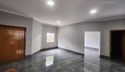 ÓTIMA CASA NO BAIRRO TARRAF II