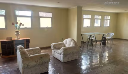 Ótimo apartamento Bairro Redentora - 50m² - Portaria, elevador, armários, 1 vaga coberta.