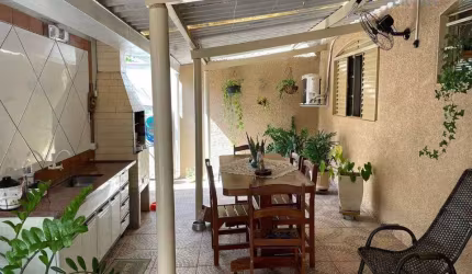 Casa com 4 dormitórios à venda, 224 m² por R$ 750.000,00 - Parque Estoril - São José do Rio Preto/SP