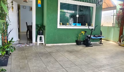 Casa Térrea com 4 dormitórios no Nova Atibaia- Atibaia- SP
