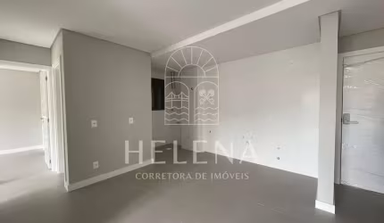 Apartamento Padrão à 500m da Praia