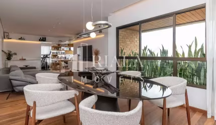 Cobertura excepcional com 342 m², 4 quartos sendo 2 suítes à venda no bairro Vila Madalena