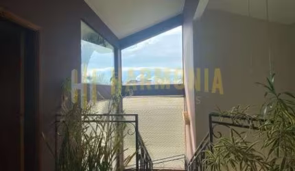 Belíssimo sobrado a venda no Condomínio Flamboyant 2