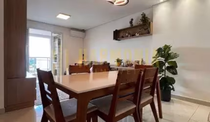 Maravihoso apartamento a venda no Edifício Carlos Gomes