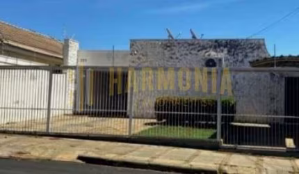 Casa a venda na Vila Harmonia em ótima localização