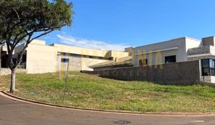 Terreno a venda no Condomínio Damha II