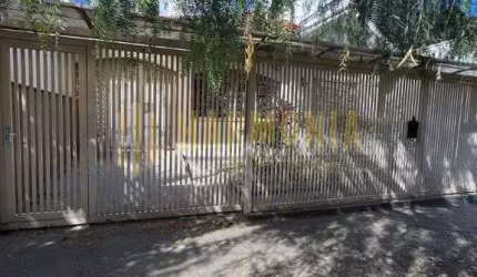 Casa a venda no centro de Araraquara