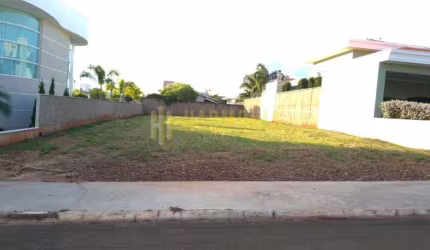 Excelente terreno a venda no Condomínio Magnólias II