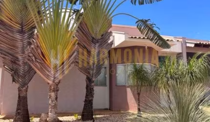 Linda casa a venda no Condomínio Magnólias 2.