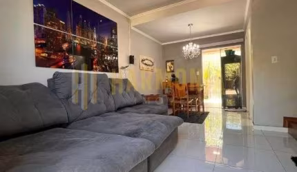 Bela casa a venda no Condomínio Residencial Village Anchieta