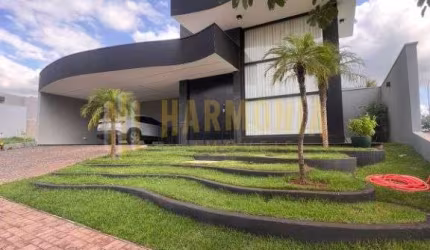 Casa alto padrão á venda no Condomínio Cedros do Campo