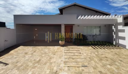 Casa para locação no Condomínio Flamboyants II