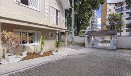 Casa em condomínio fechado com 3 quartos à venda na Rua Pará, 869, Água Verde, Curitiba, 125 m2 por R$ 950.000
