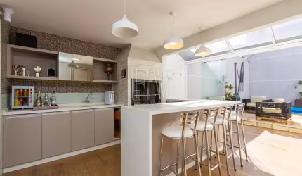 Casa com 3 quartos à venda na Rua José de Mello Braga Júnior, 563, Jardim das Américas, Curitiba, 205 m2 por R$ 1.350.000
