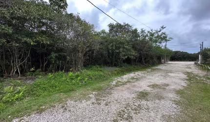 TERRENOS DE 450m2 e 900m2 NA MELHOR RUA DO RETIRO DAS CARAVELAS!!!