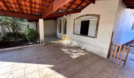 Casa térrea, 03 dormitórios à Venda, ACEITA PERMUTA COM CASA OU APARTAMENTO, Vil