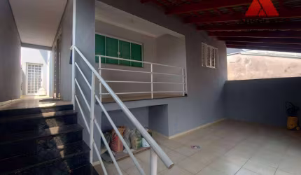 Casa com 3 dormitórios para alugar, 132 m² por R$ 3.300/mês - Jardim São Paulo - Americana/SP