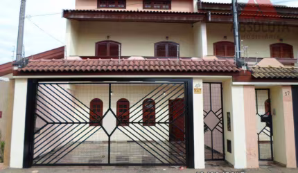 Casa com 3 dormitórios para alugar, 137 m² por R$ 2.000/mês - Jardim São Roque - Americana/SP