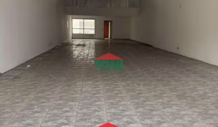 Salão Comercial de Alto Padrão no Centro em Salto-SP: 2 Salas, 3 Banheiros.