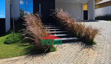 Casa em condomínio fechado com 3 quartos à venda no Jardim Buru, Salto  por R$ 2.500.000