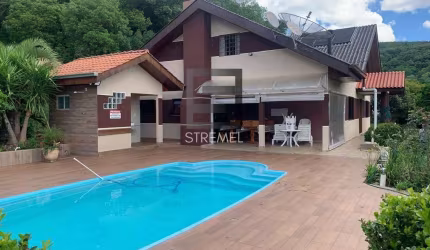 Chácara para Venda em Guarapuava, Jordão, 7 dormitórios, 4 banheiros, 2 vagas