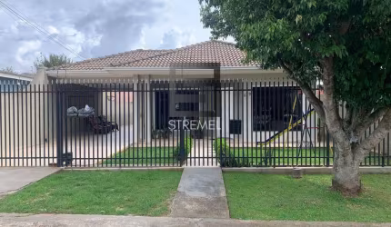 Casa para Venda em Guarapuava, Santa Cruz, 3 dormitórios, 1 suíte, 3 banheiros, 2 vagas