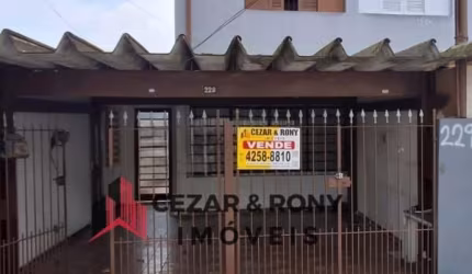 Casa à venda na Rua Ponte de Moraes, 229