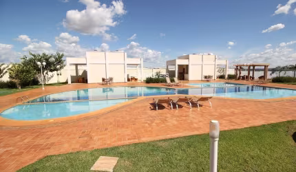 Casa em condomínio fechado com 3 quartos à venda na AVENIDA XX, 800, Centro, Sertãozinho, 120 m2 por R$ 556.500
