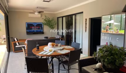 Casa com 3 quartos à venda na Avenida Waldemar Fázio, 6, Royal Park, Ribeirão Preto por R$ 3.290.232
