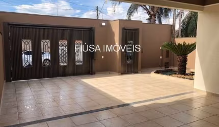 Casa com 3 quartos à venda na Rua José Arigó, Residencial e Comercial Palmares, Ribeirão Preto por R$ 654.050