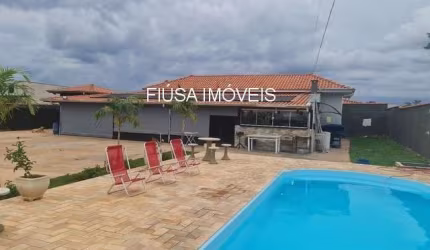 Chácara / sítio com 2 quartos à venda na RUA H, 689, Zona Rural, Cajuru, 300 m2 por R$ 566.500